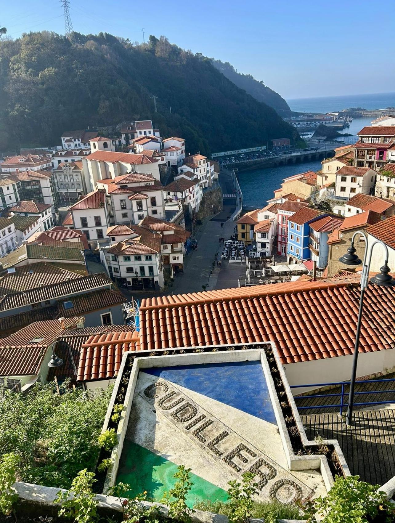 Altair Apartman Cudillero Kültér fotó